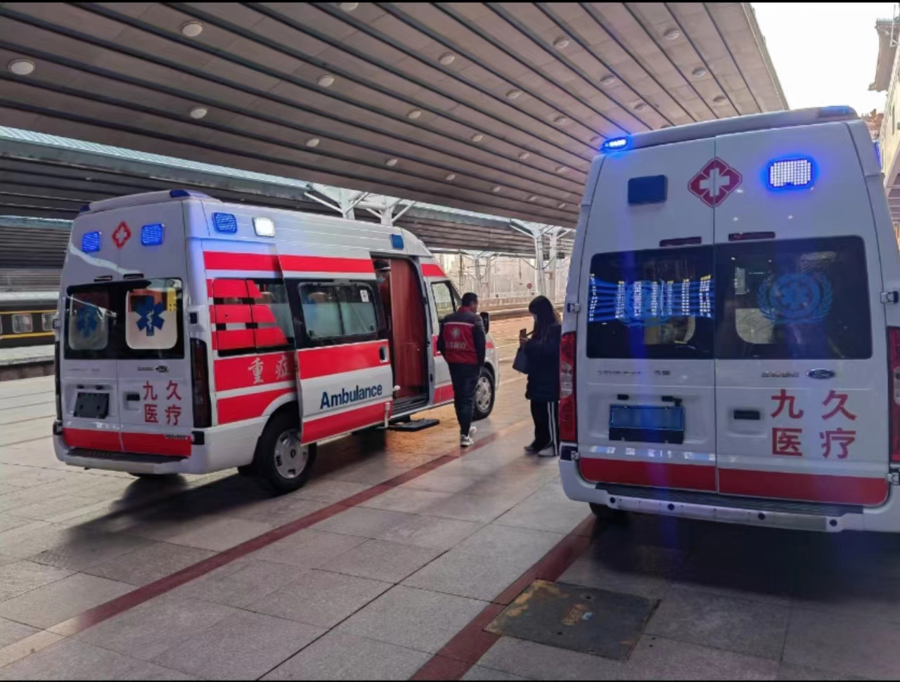 南靖县救护车长途转运